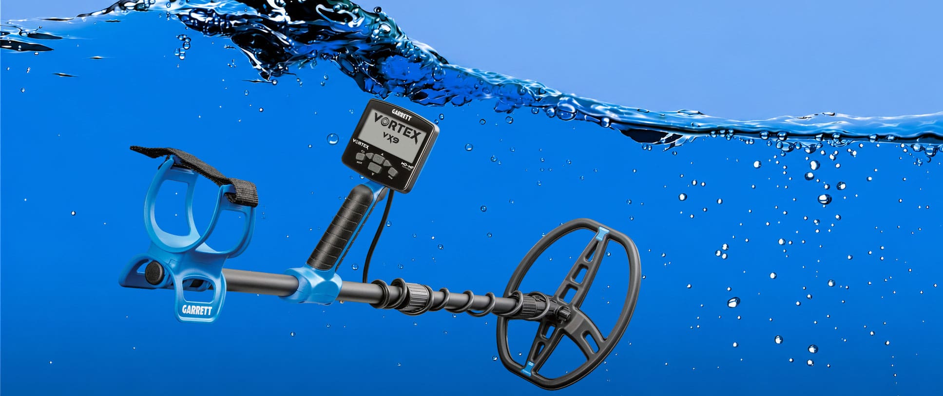 Garrett waterproof metal detector beneath the waterline