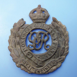 World War I Army cap badge, discovered by Rob J.