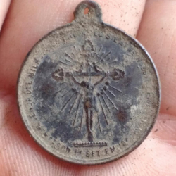 Christian medallion, found by Ricardo C.